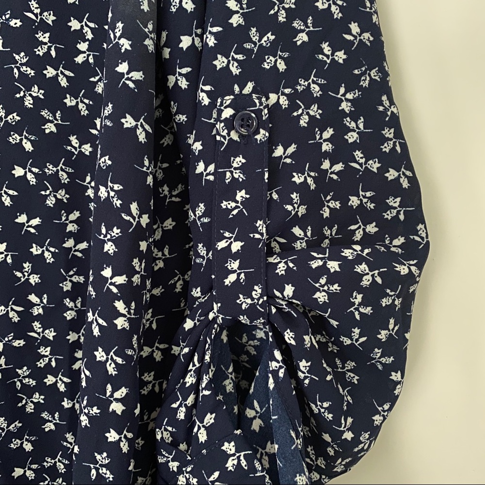 Premise long sleeved blouse navy blue. Size L - Picture 4 of 6